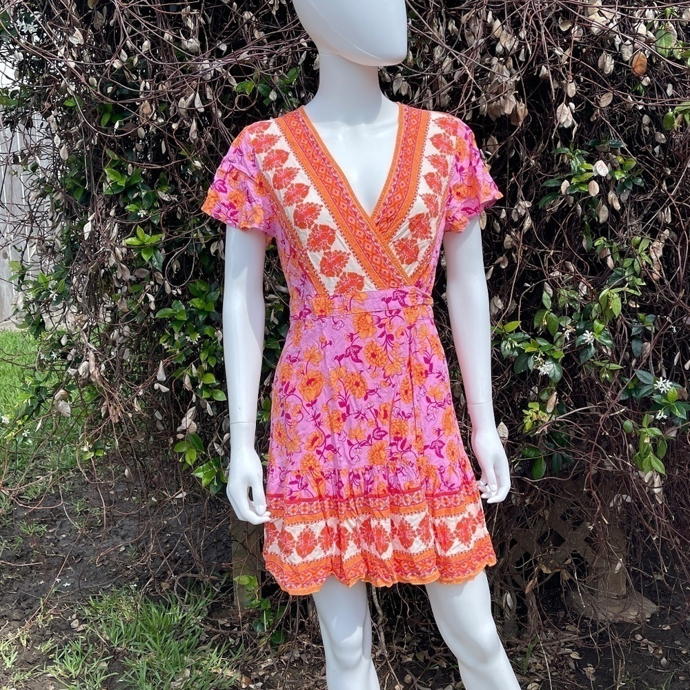 Zessica Floral Print Total Wrap Mini Dress Size Medium In Orange & Pink